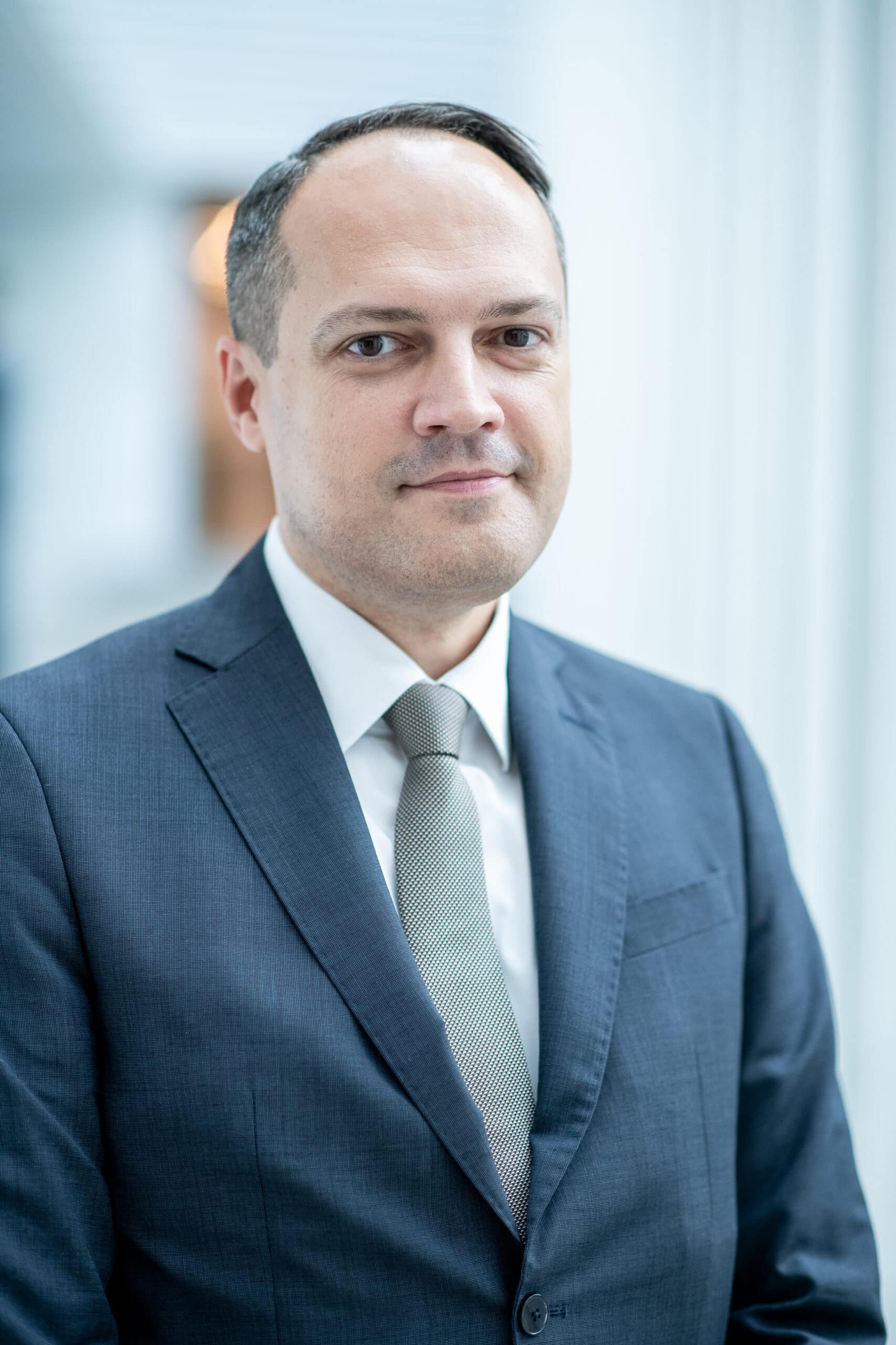 Prof. Dr. Dušan Popović