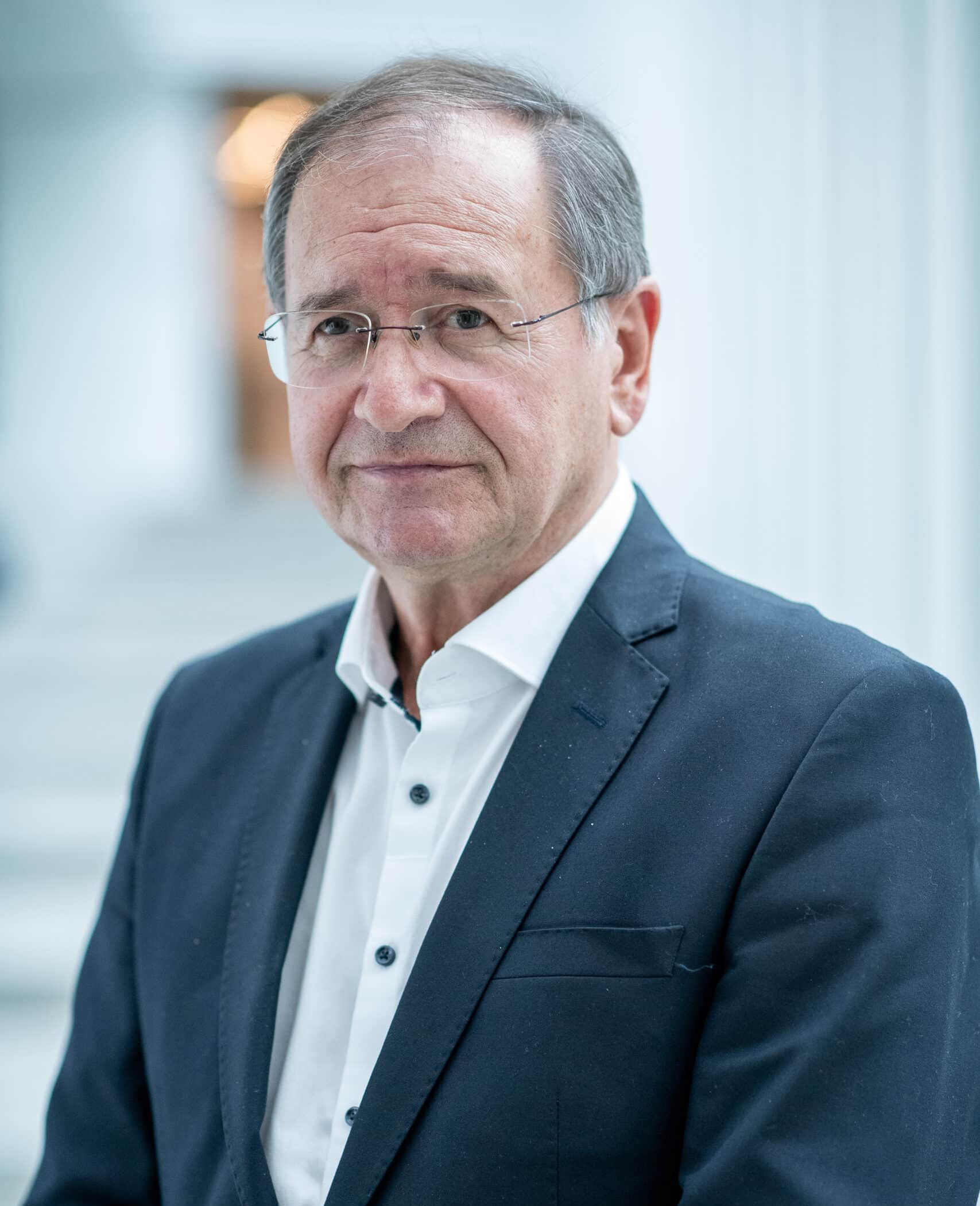 Prof. Dr. Rado Bohinc