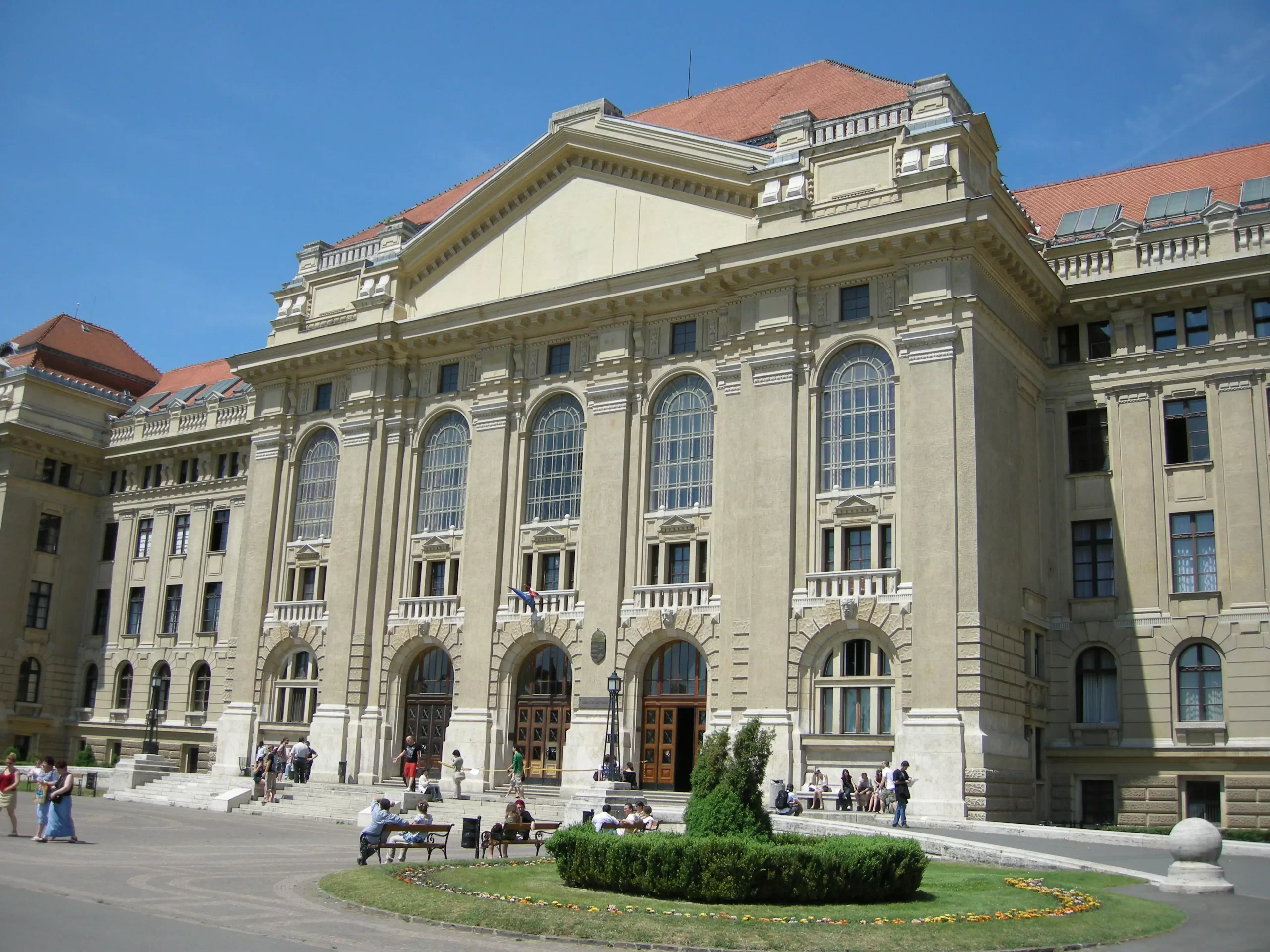 Neoclassical university building with a columned façade.