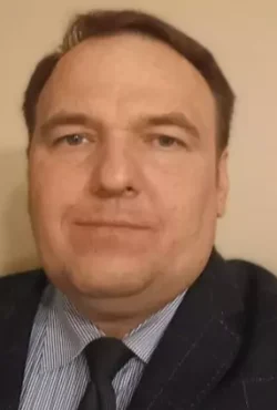 Dr. Krzysztof Mucha
