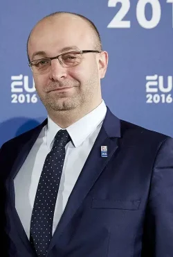 Dr. Łukasz Piebiak